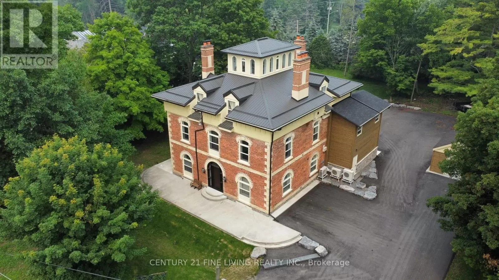 Residential Commercial Mix for rent: Lower - 1614 Ridge Road E, Oro-Medonte, Ontario L0L 1T0