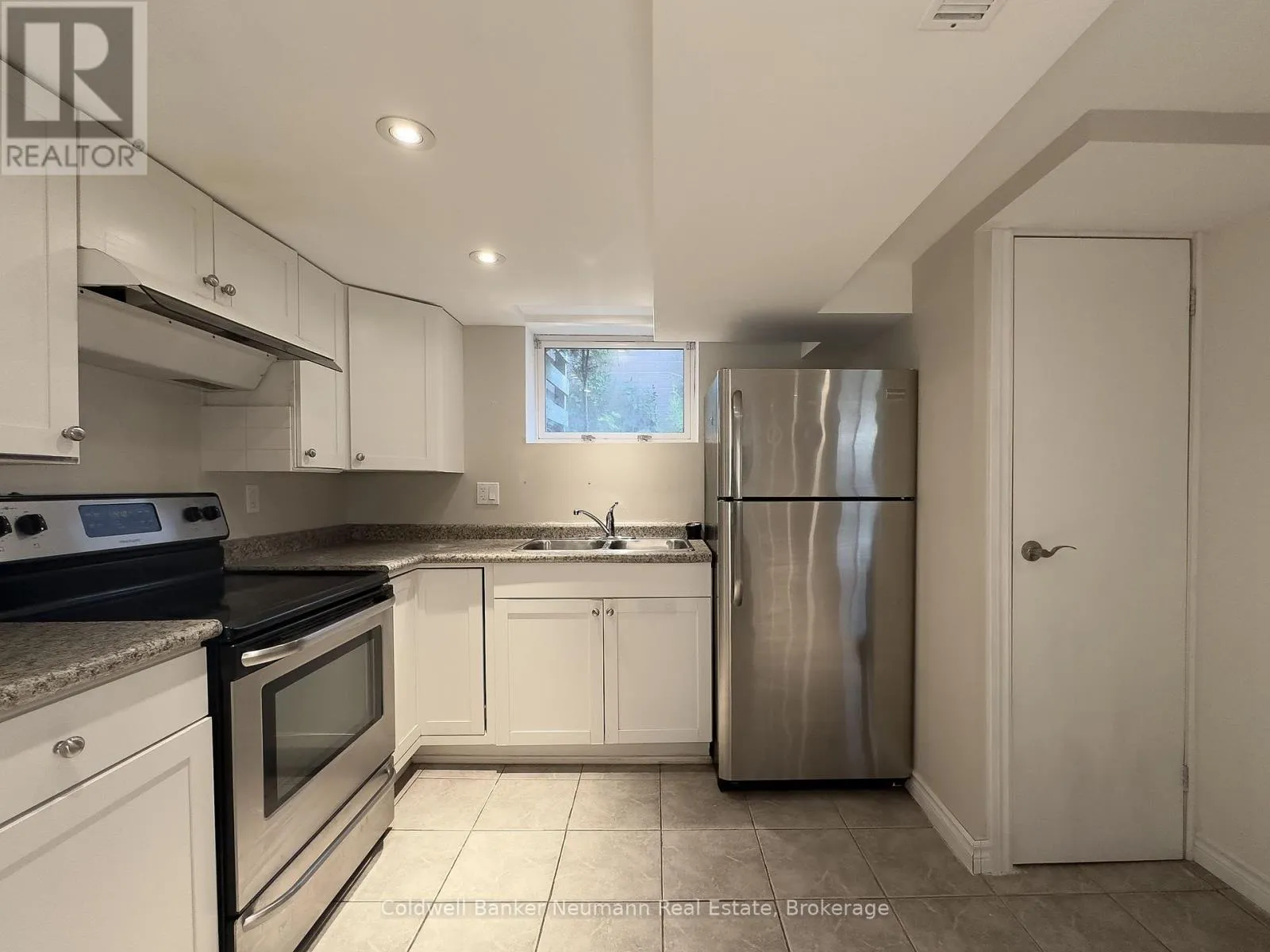 House for rent: Lower - 17 Ottawa Crescent, Guelph, Ontario N1E 2A4