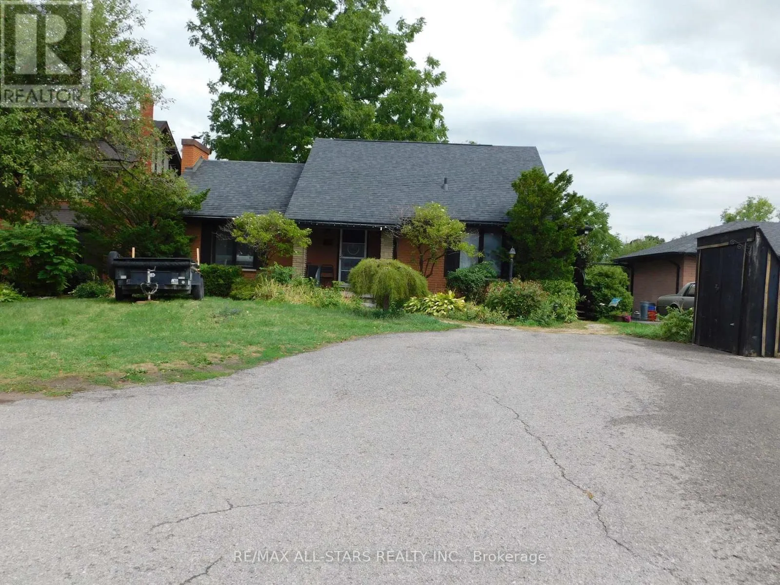 Other for rent: Lower - 232 Angeline Street N, Kawartha Lakes, Ontario K9V 5E9