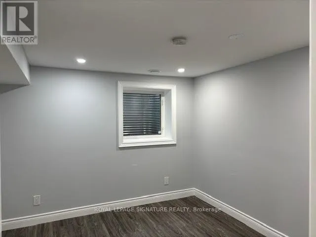 House for rent: Lower - 26 Kenninghall Boulevard, Mississauga, Ontario L5N 1J4