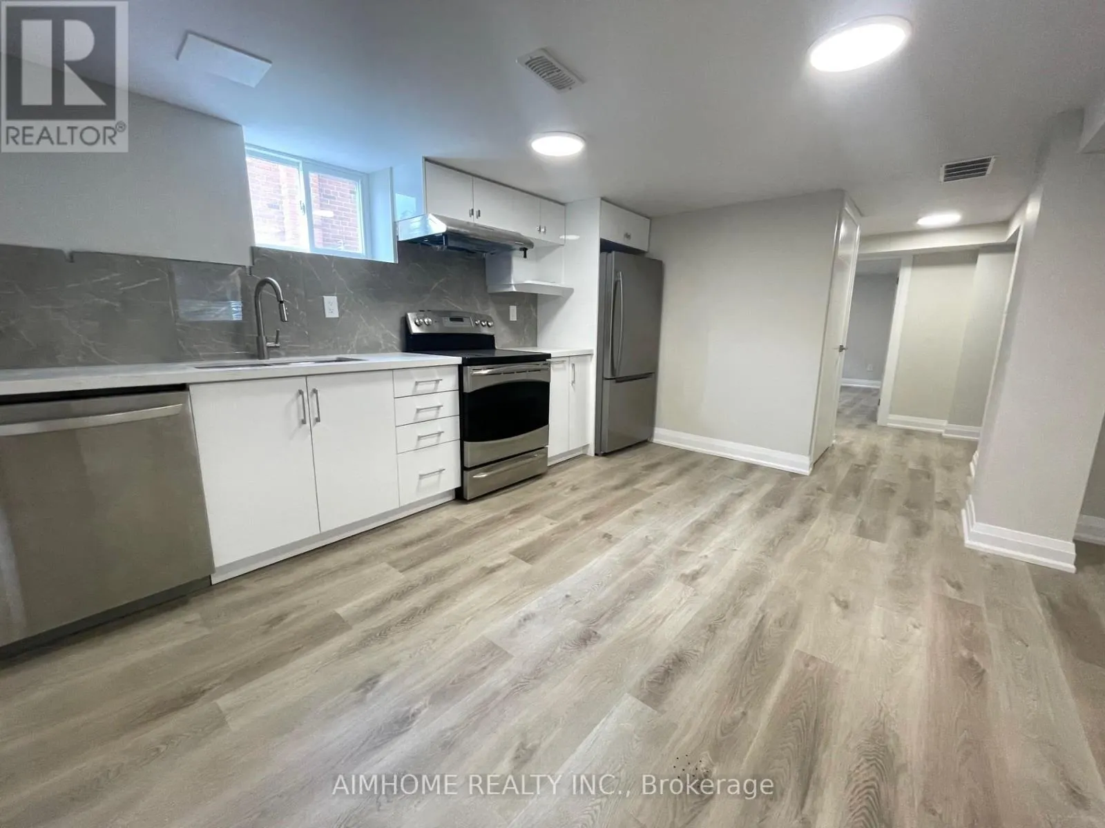 House for rent: Lower - 36 Forbes Road, Toronto, Ontario M1P 1L2