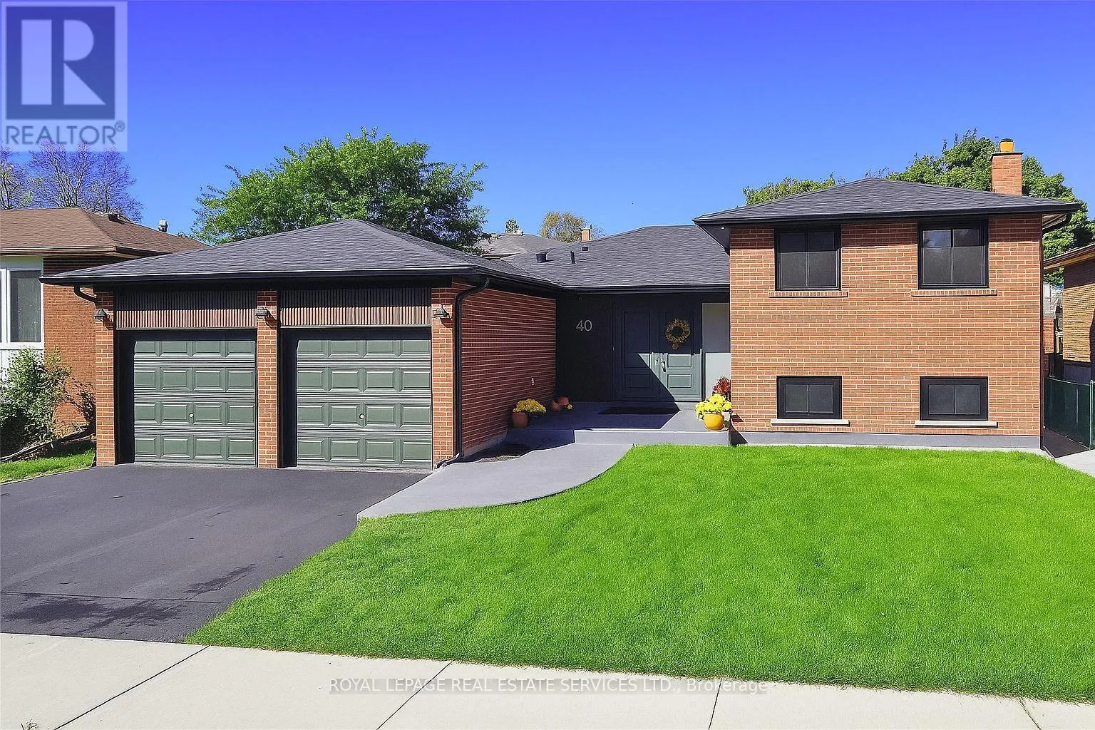 House for rent: Lower - 40 Darcy Magee Crescent, Toronto, Ontario M1C 2T5