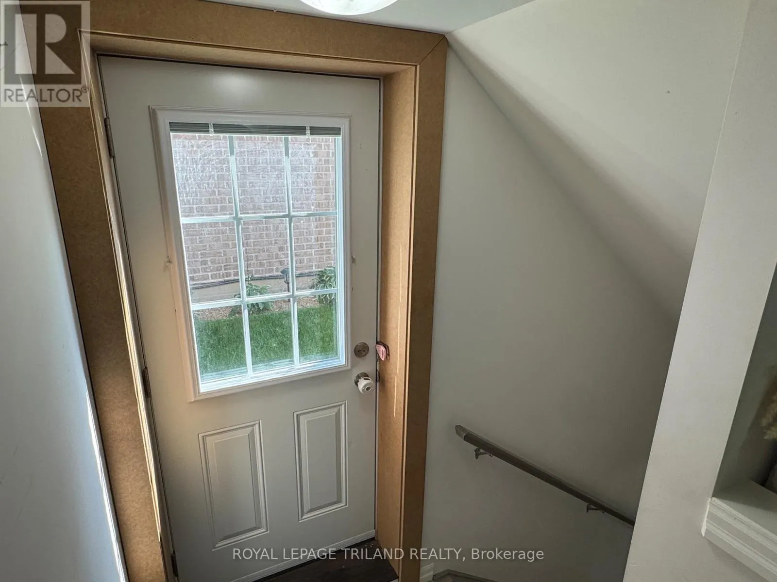 Row / Townhouse for rent: Lower - 41 Cortland Terrace, St. Thomas, Ontario N5R 0J7