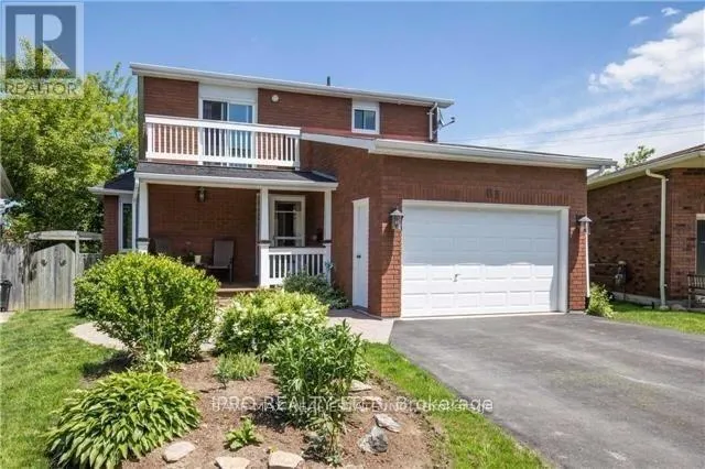 House for rent: Lower - 61 Buchanan Street, Barrie, Ontario L4M 6B4