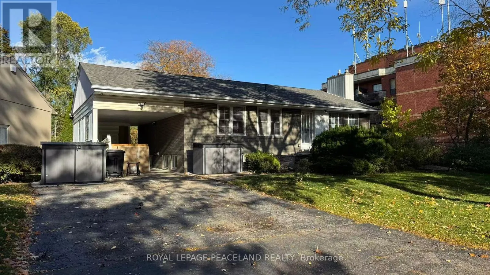 House for rent: Lower - 66 Paperbirch Drive, Toronto, Ontario M3C 2E7