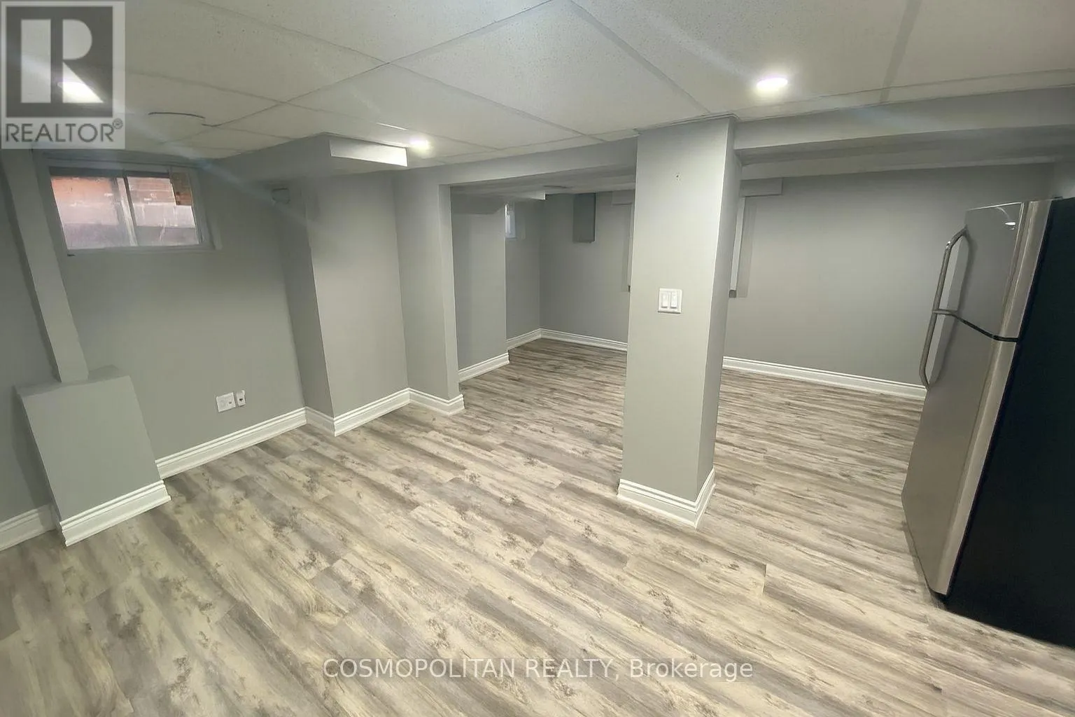 House for rent: Lower - 6954 Lundys Lane, Niagara Falls, Ontario L2G 1V9