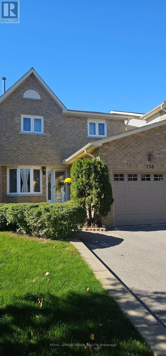 House for rent: Lower - 738 Stonepath Circle, Pickering, Ontario L1V 3T1