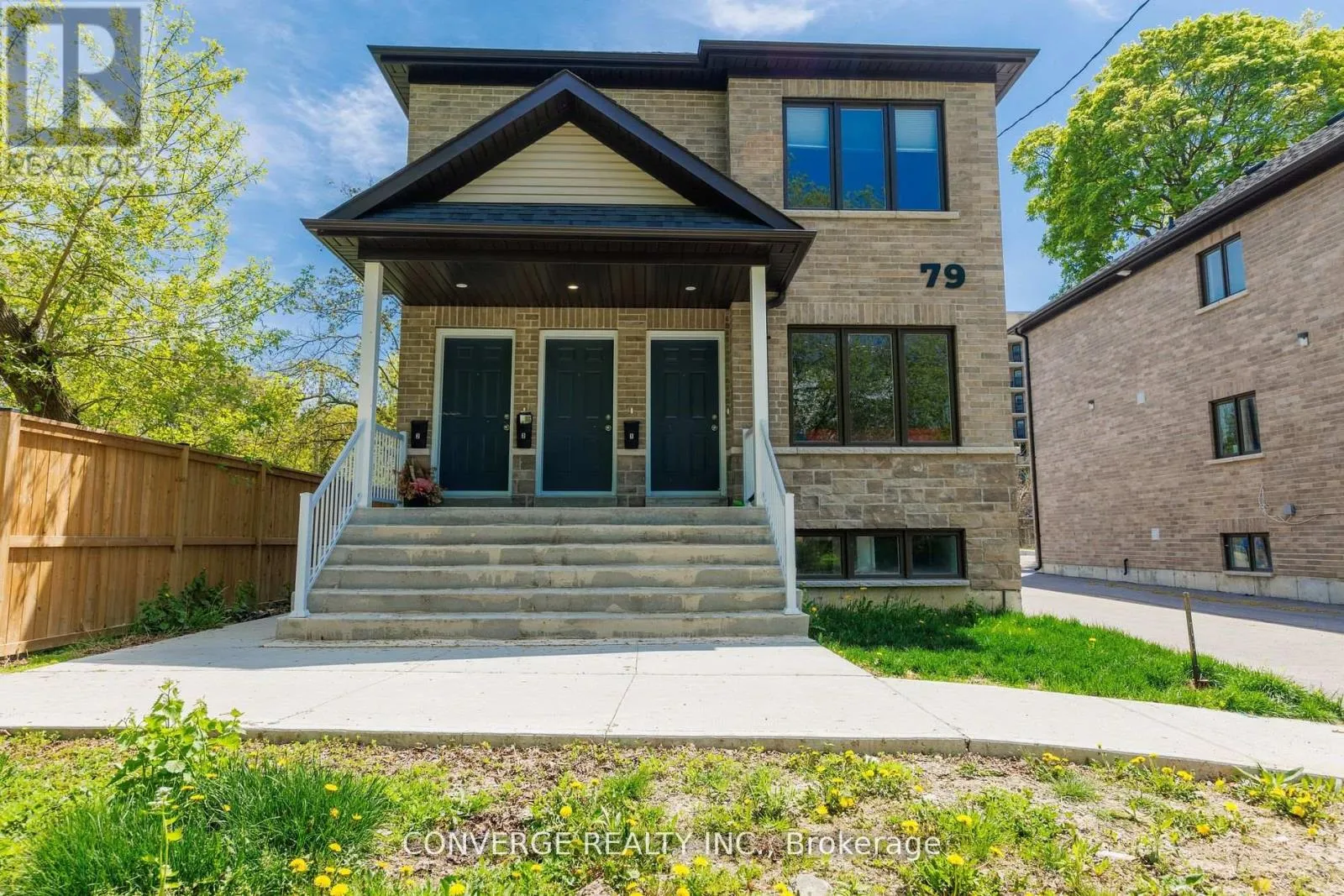 Lower - 79 Hogarth Street, Oshawa, Ontario L1H 1Y5