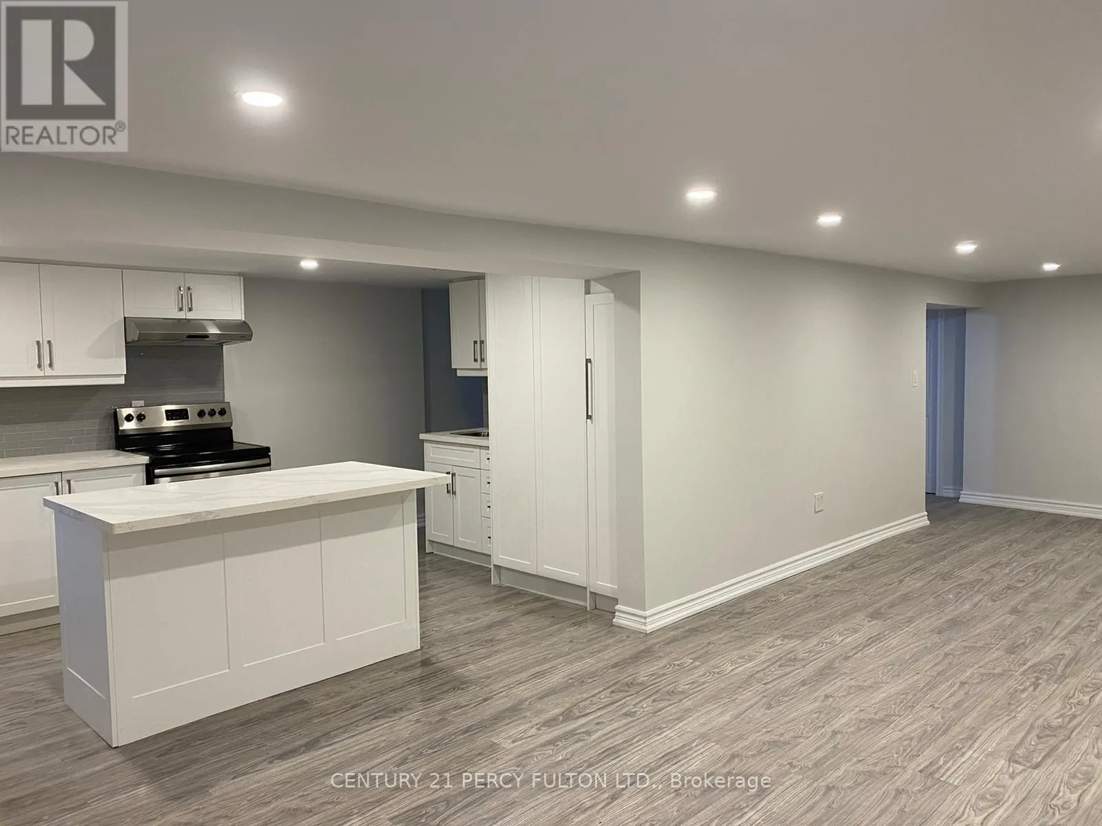 House for rent: Lower - 871 Liverpool Road, Pickering, Ontario L1W 1S3