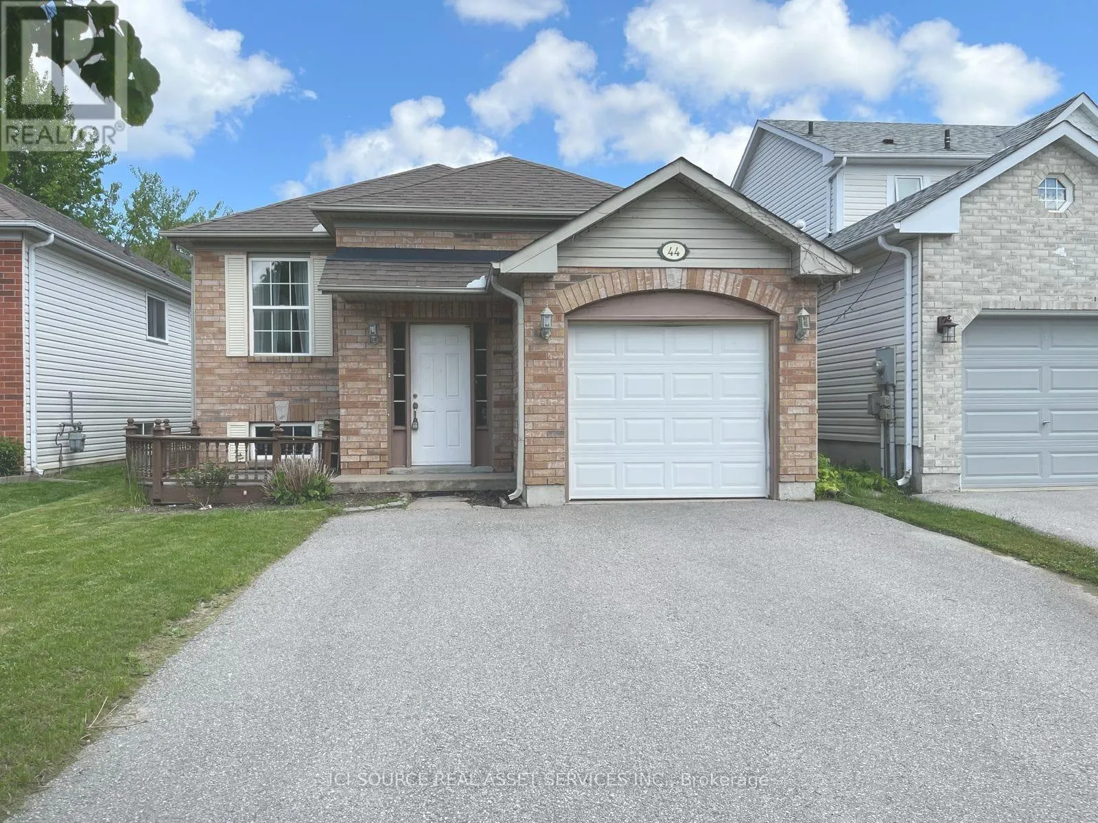 House for rent: Lower Level - 44 Moir Crescent, Barrie, Ontario L4N 8B2
