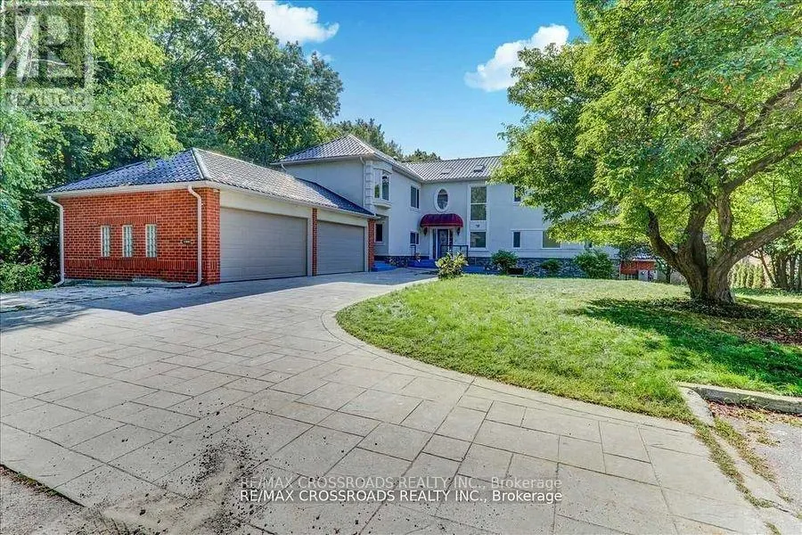 House for rent: Lower U - 9 Redland Crescent E, Toronto, Ontario M1M 1B7