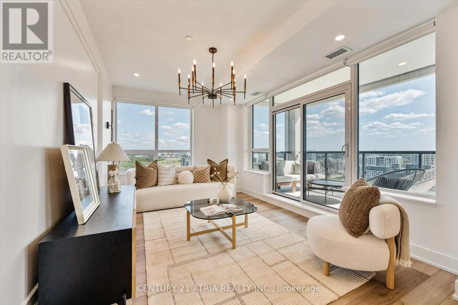 Apartment for rent: Lph03 - 8 Cedarland Drive, Markham, Ontario L6G 0H4