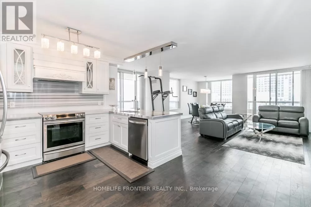 Apartment for rent: Lph11 - 29 Northern Heights Drive, Richmond Hill, Ontario L4B 4L8