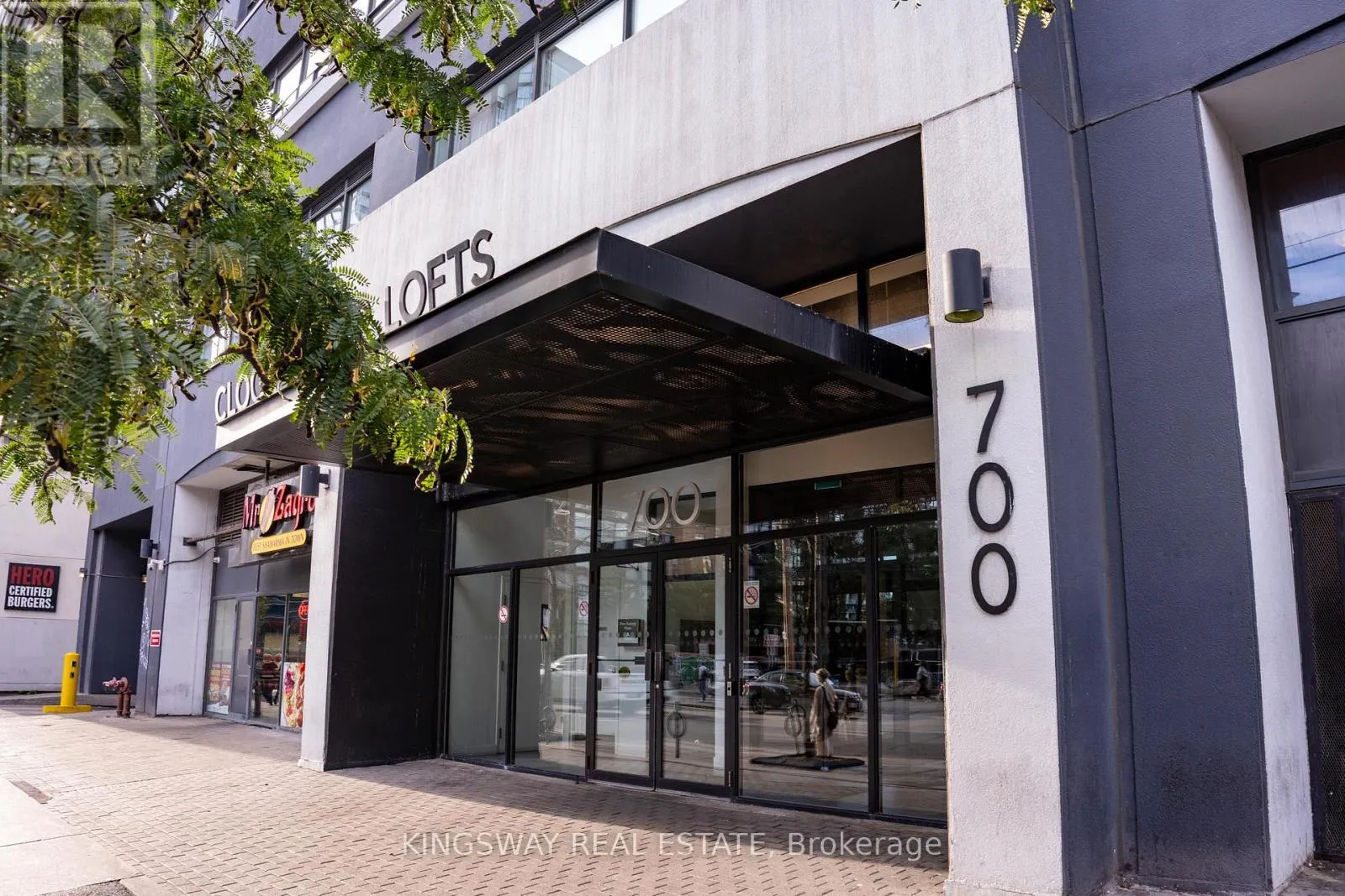 Apartment for rent: Lph17 - 700 King Street W, Toronto, Ontario M5V 2Y6