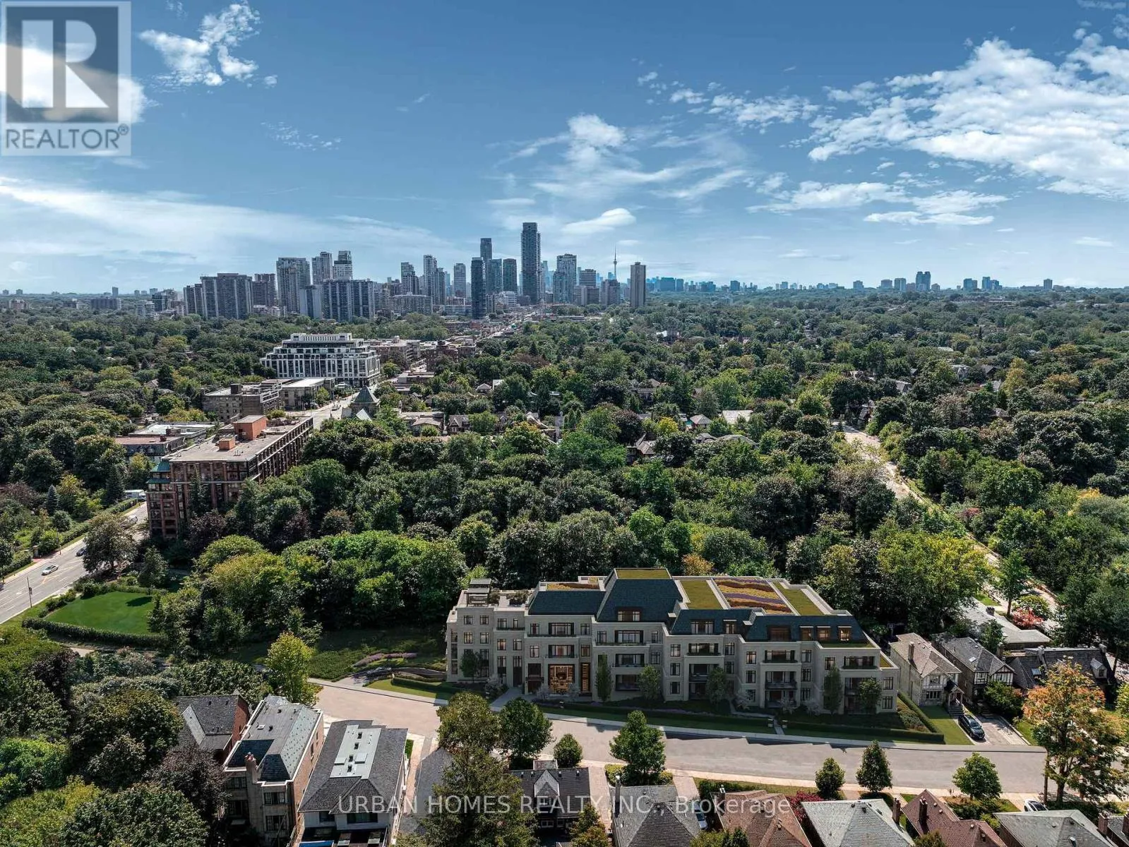 Apartment for rent: Lph2 - 33 Chatsworth Drive, Toronto, Ontario M4R 1R6