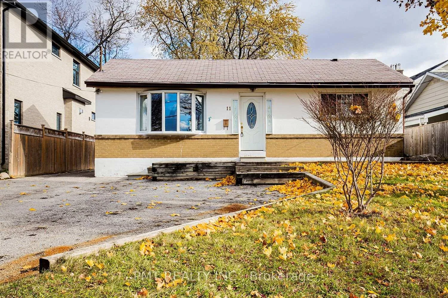 House for rent: Main - 11 Bellefontaine Street, Toronto, Ontario M1S 1J6