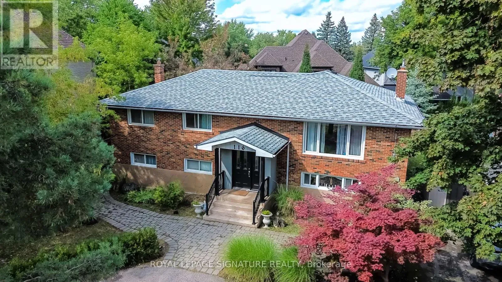 House for rent: Main - 116 Sunset Beach Road, Richmond Hill, Ontario L4E 3G7