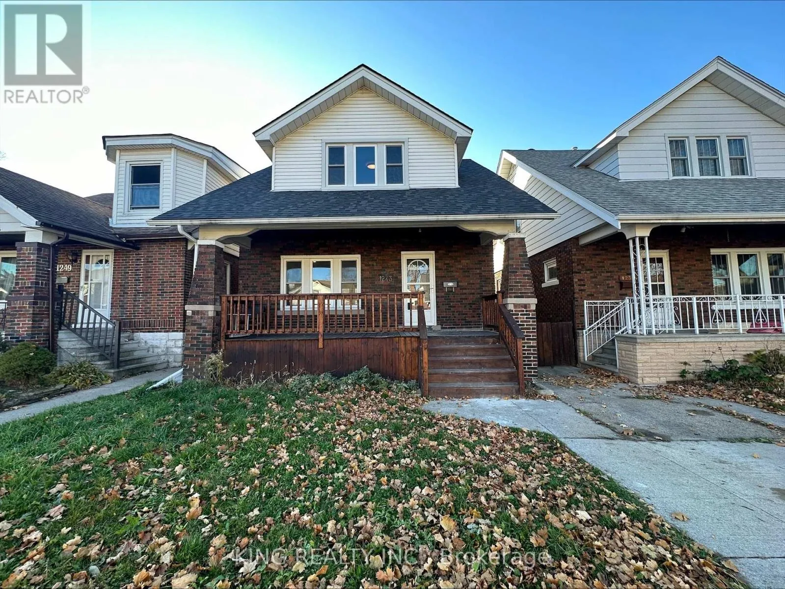 House for rent: Main - 1243 Bruce Avenue, Windsor, Ontario N8X 1X2