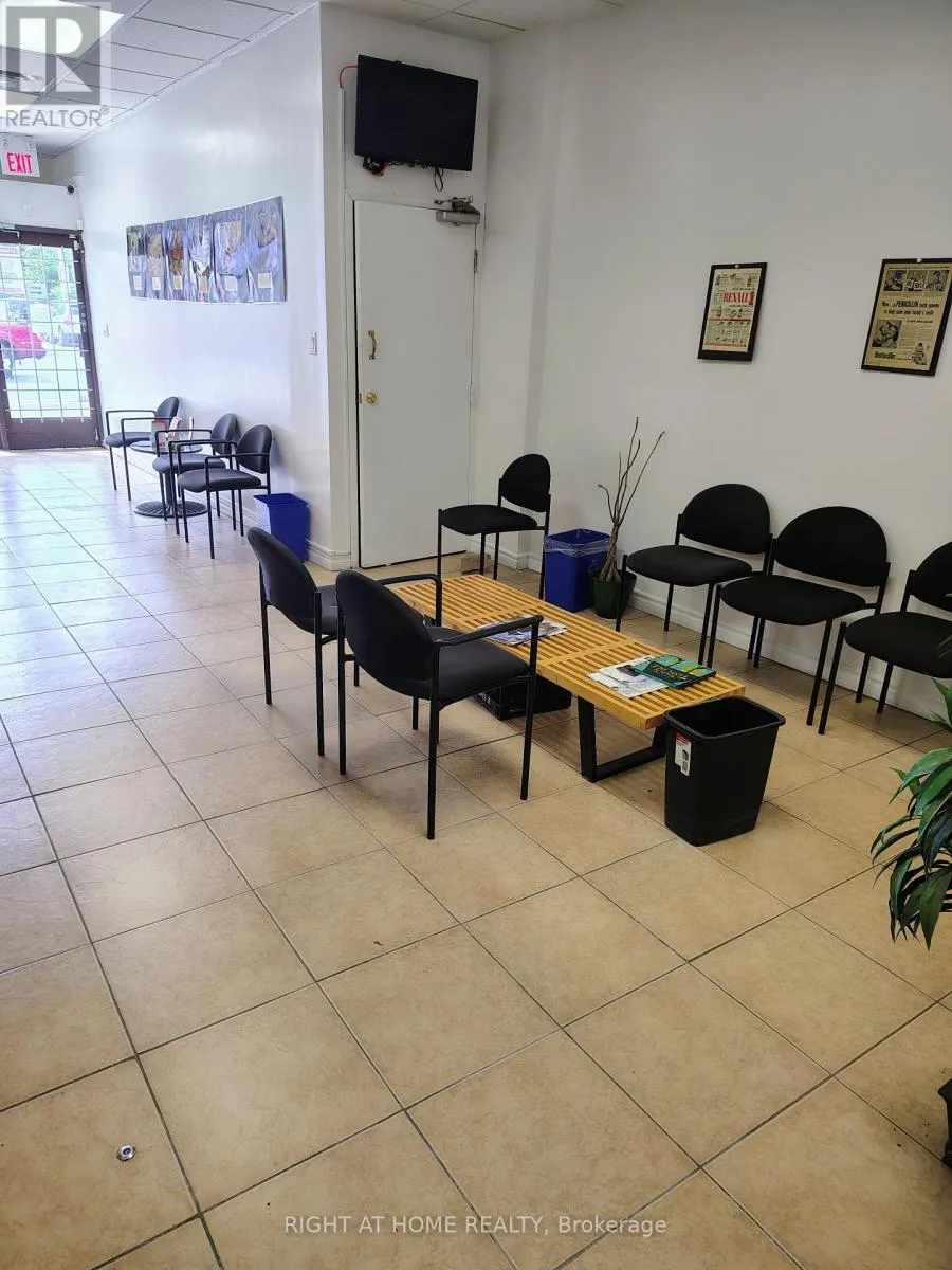 Offices for rent: Main - 1254 Bloor Street W, Toronto, Ontario M6H 1N5