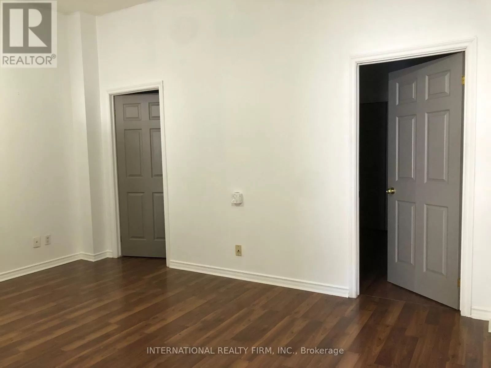 Residential Commercial Mix for rent: Main - 1272 Danforth Avenue, Toronto, Ontario M4J 1M6