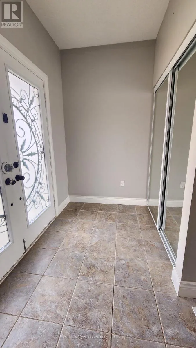 House for rent: Main - 1417 Sheldon Street, Innisfil, Ontario L9S 0H8