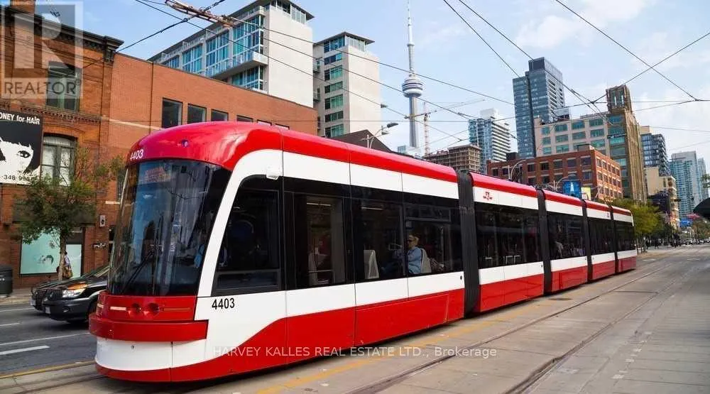 Residential Commercial Mix for rent: Main #2 - 881 St Clair Avenue W, Toronto, Ontario M6C 1C4