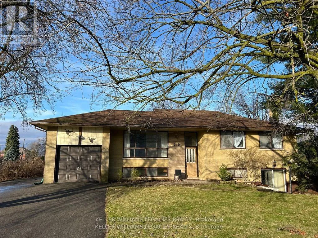 House for rent: Main - 30 Gosling Road, Vaughan, Ontario L6A 1E2