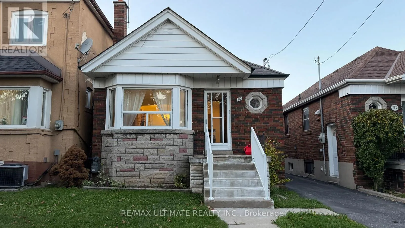 House for rent: Main - 510 Whitmore Avenue, Toronto, Ontario M6N 1S2