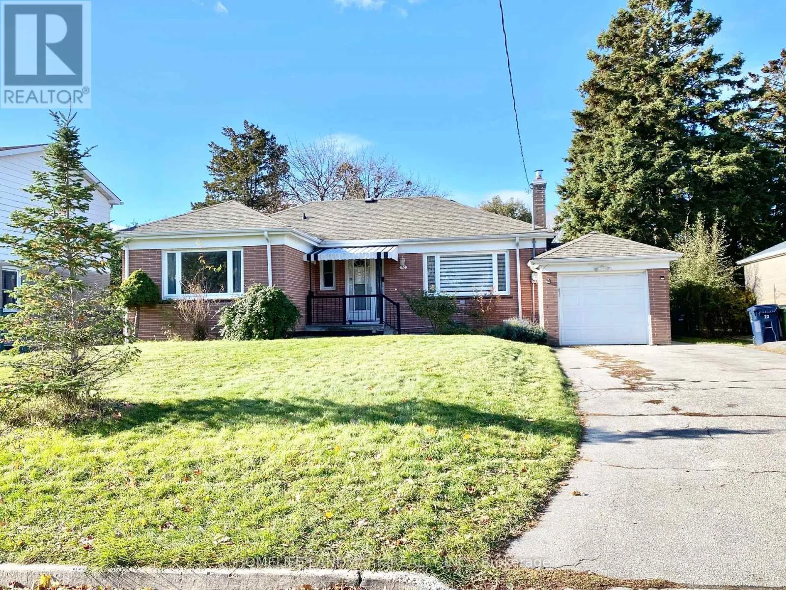 House for rent: Main - 70 Shilton Road, Toronto, Ontario M1S 2J7