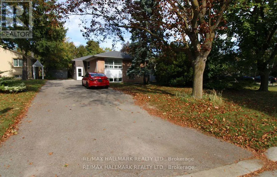 House for rent: Main Fl - 389 Allgood Street, Richmond Hill, Ontario L4C 2Z1
