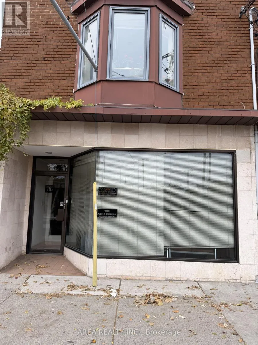 Main Fl - 782 Broadview Avenue W, Toronto, Ontario M4K 2P7