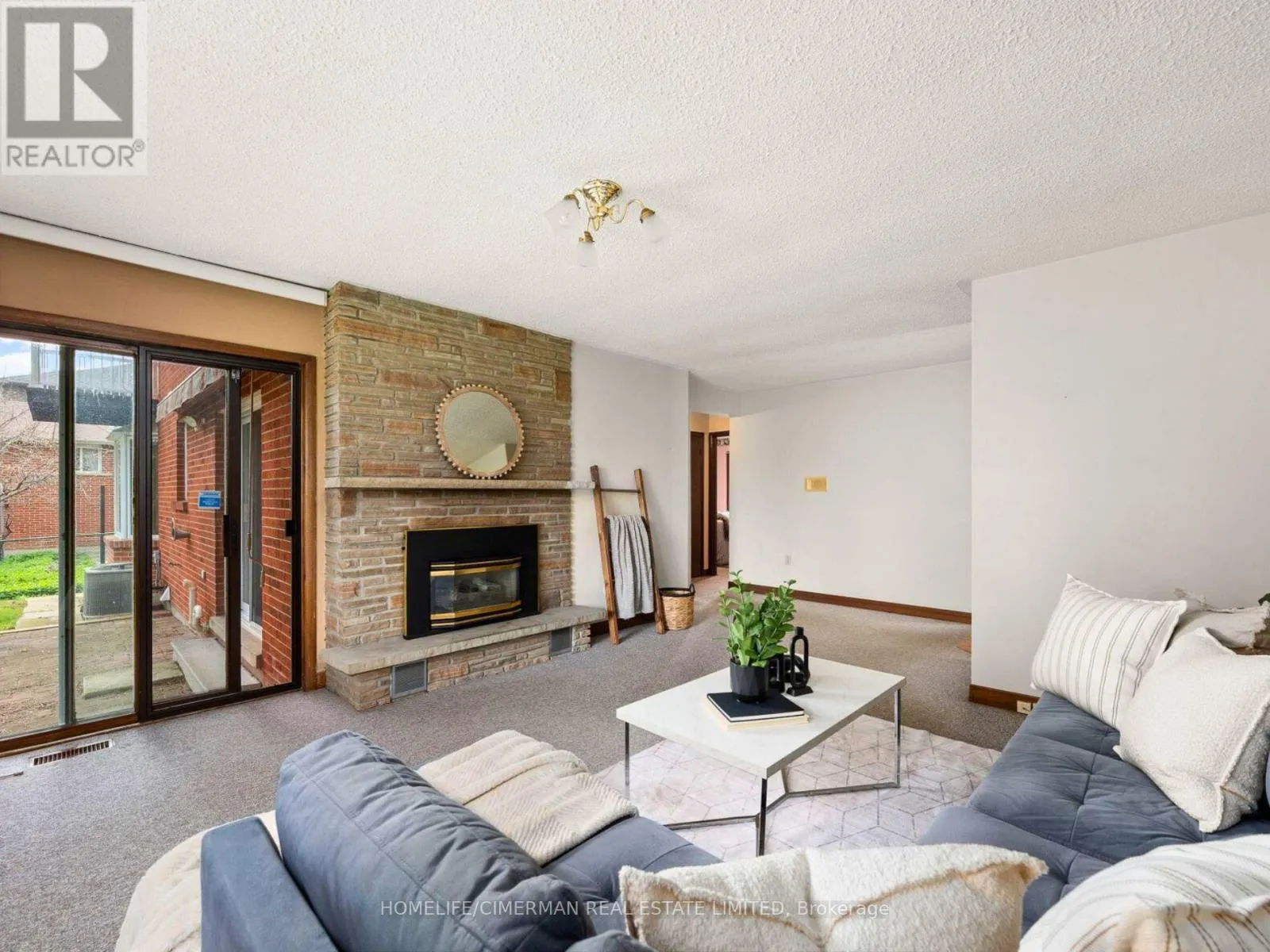 House for rent: Main Floor 1-bed. Apt. - 145 Pemberton Road, Richmond Hill, Ontario L4C 3T6