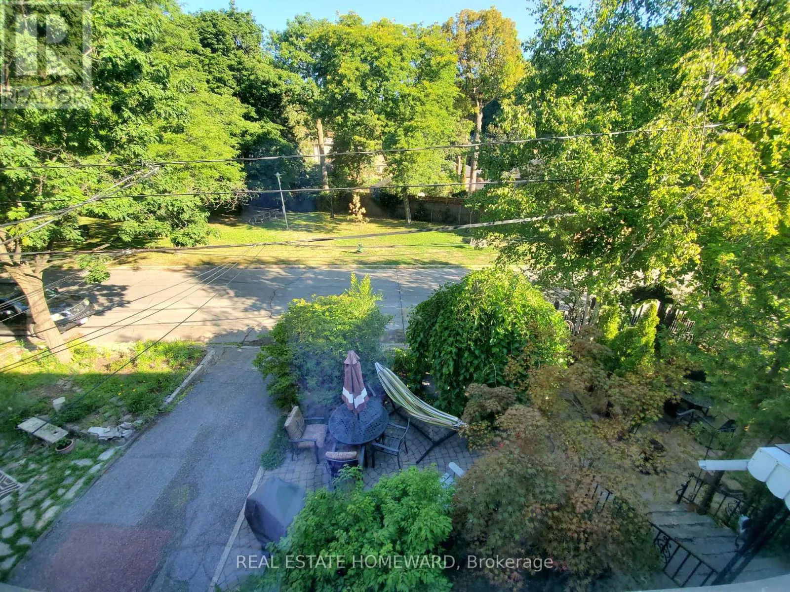 House for rent: Main Floor - 21 Love Crescent, Toronto, Ontario M4E 1V6