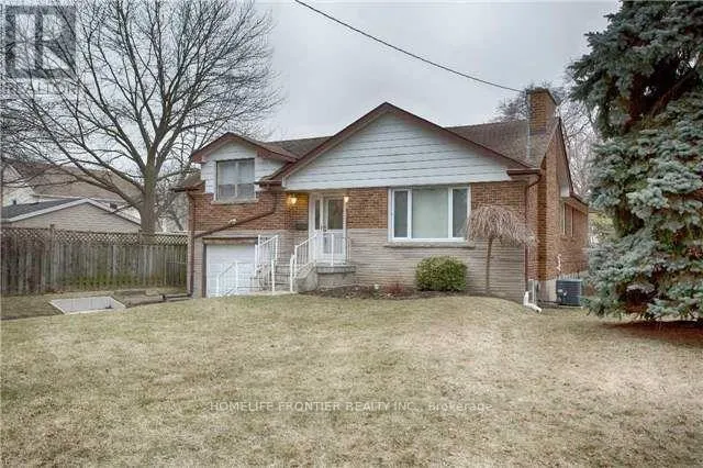 House for rent: Main Floor - 289 Burnett Avenue, Toronto, Ontario M2N 1W2