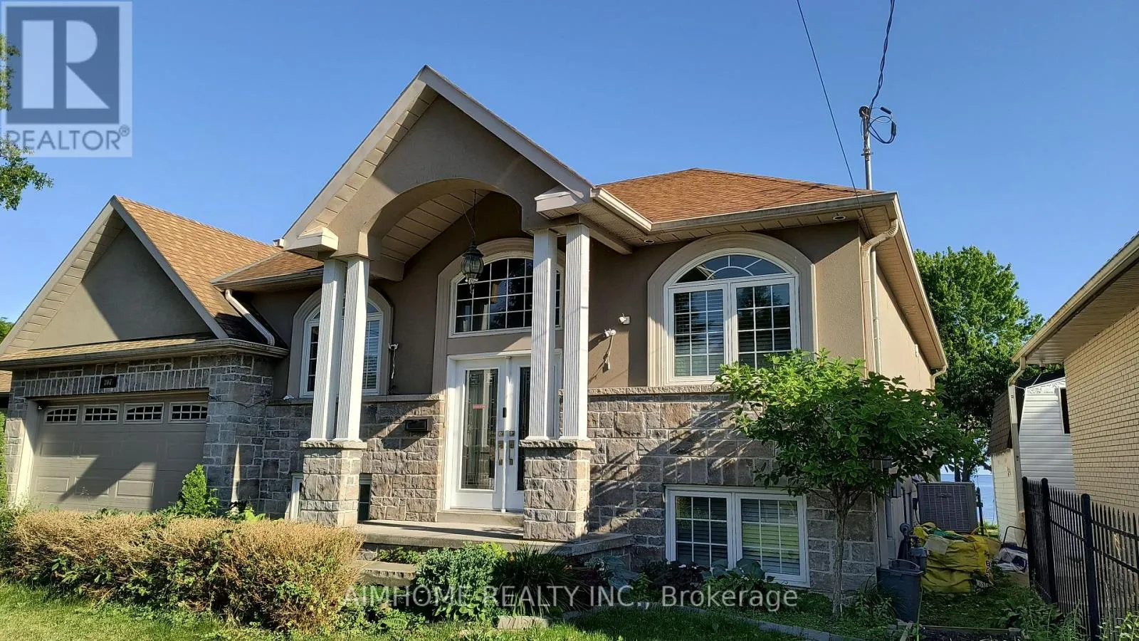 House for rent: Main Floor - 807 Stone Street, Oshawa, Ontario L1J 1A4