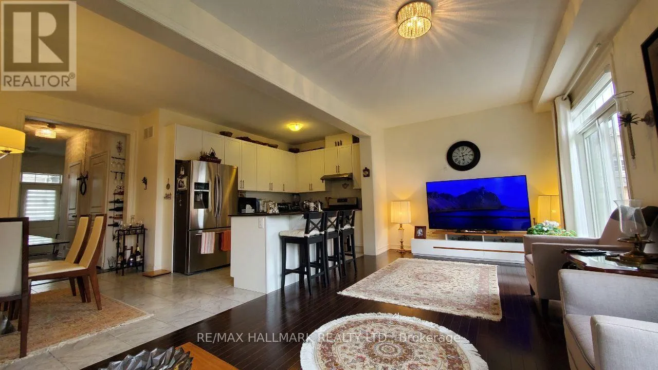 House for rent: #main&2nd - 19 Chouinard Way, Aurora, Ontario L4G 0V9