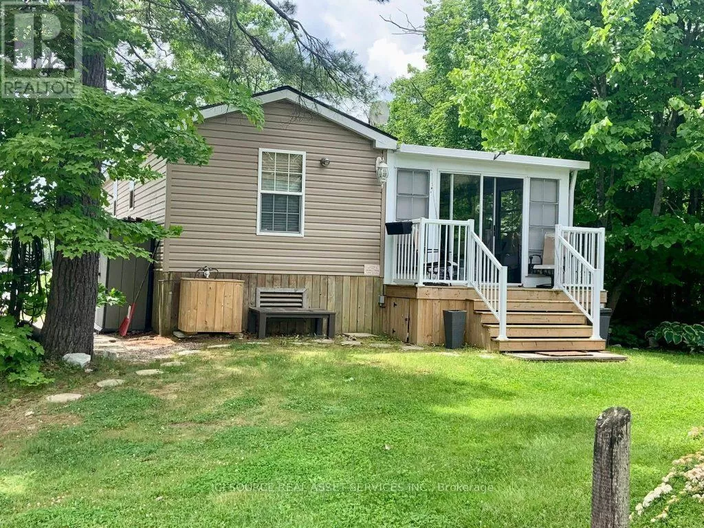 Mobile Home for rent: Mrnw005 - 1336 S Morrison Lake Road, Gravenhurst), Ontario P0E 1G0