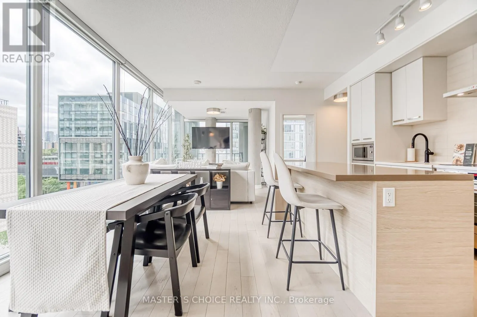 Apartment for rent: N502 - 455 Front Street E, Toronto, Ontario M5A 0G2