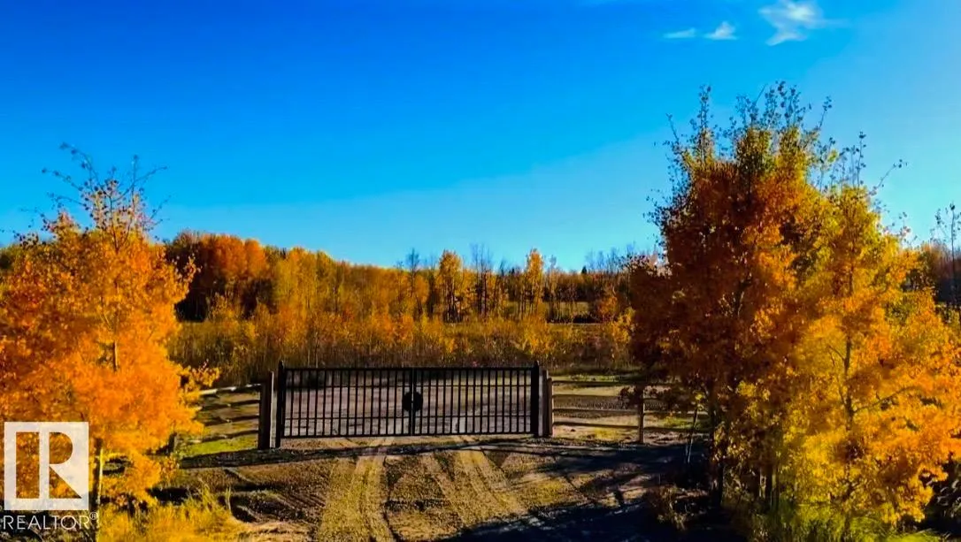 No Building for rent: Nw 31-46-1-5, Rural Wetaskiwin County, Alberta T0C 2C0