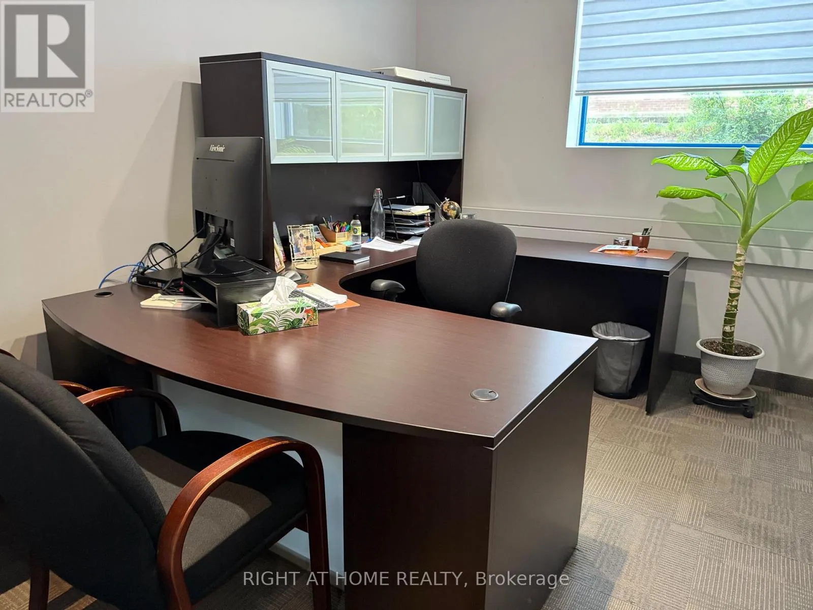 Offices for rent: Office C1 - 300 Supertest Road, Toronto, Ontario M3J 2M2