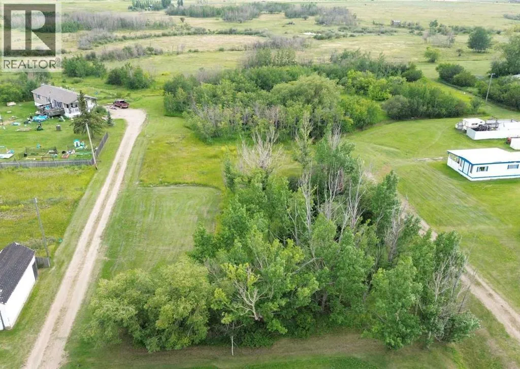 On 4th Street, Gadsby, Alberta T0C 1K0