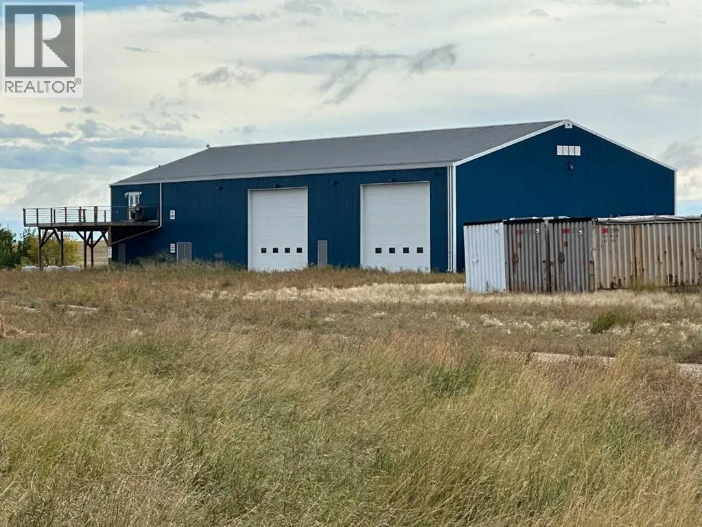 On 886 Highway, Cereal, Alberta T0J 0N0