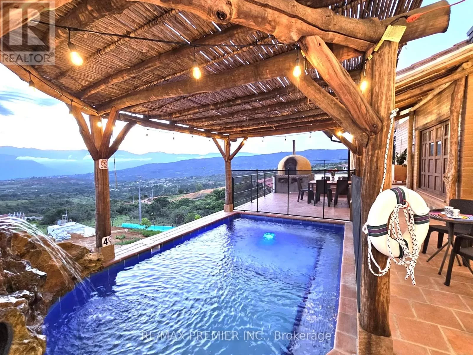 House for rent: Parcelacio St Bernardo #9 - Barichara Colombia, Km 2 Vereda El Llano Pathway, Colombia, Ontario