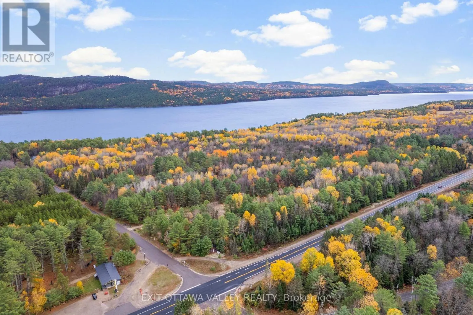 Part 9 Moose Avenue, Deep River, Ontario K0J 1P0