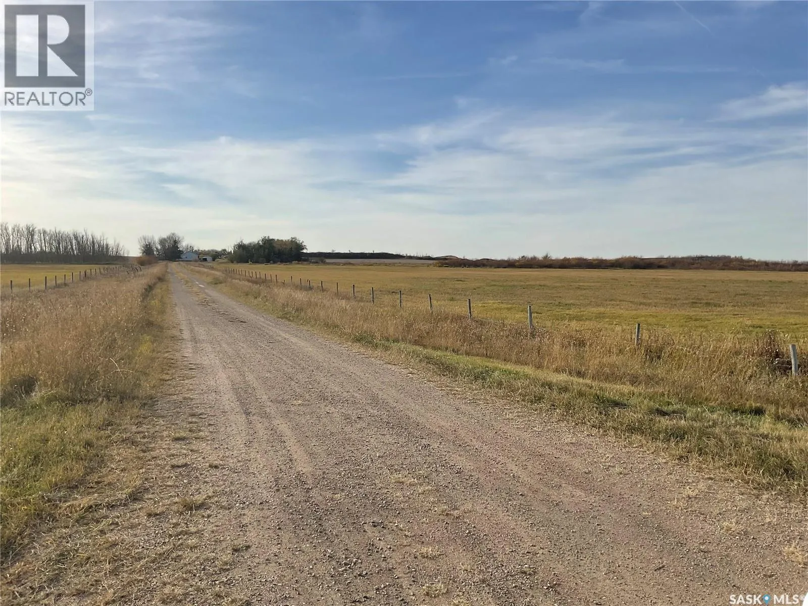 Unknown for rent: Pawluk Acreage, Fish Creek Rm No. 402, Saskatchewan S0K 4P0