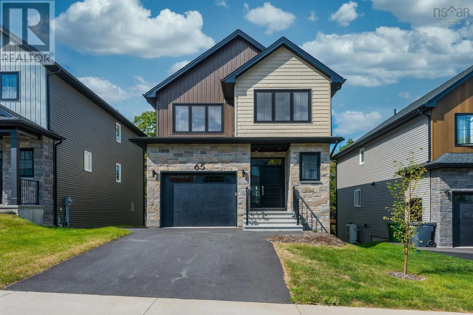 House for rent: Pc33 65 Pearlgarden Close, Dartmouth, Nova Scotia B2X 0C2