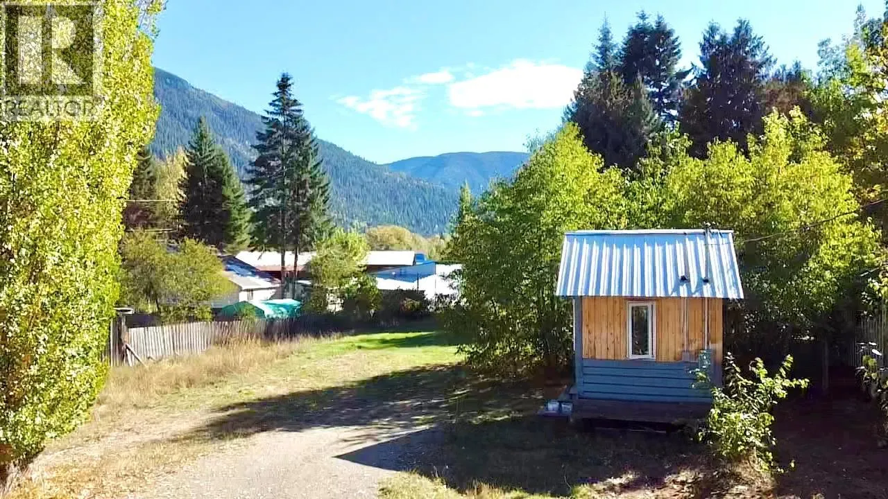 Other for rent: Pcl A Birch Street, Ymir, British Columbia V0G 2K0