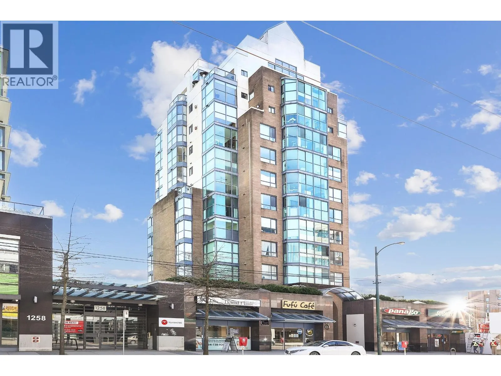 Apartment for rent: Ph 1268 W Broadway, Vancouver, British Columbia V6H 1G6