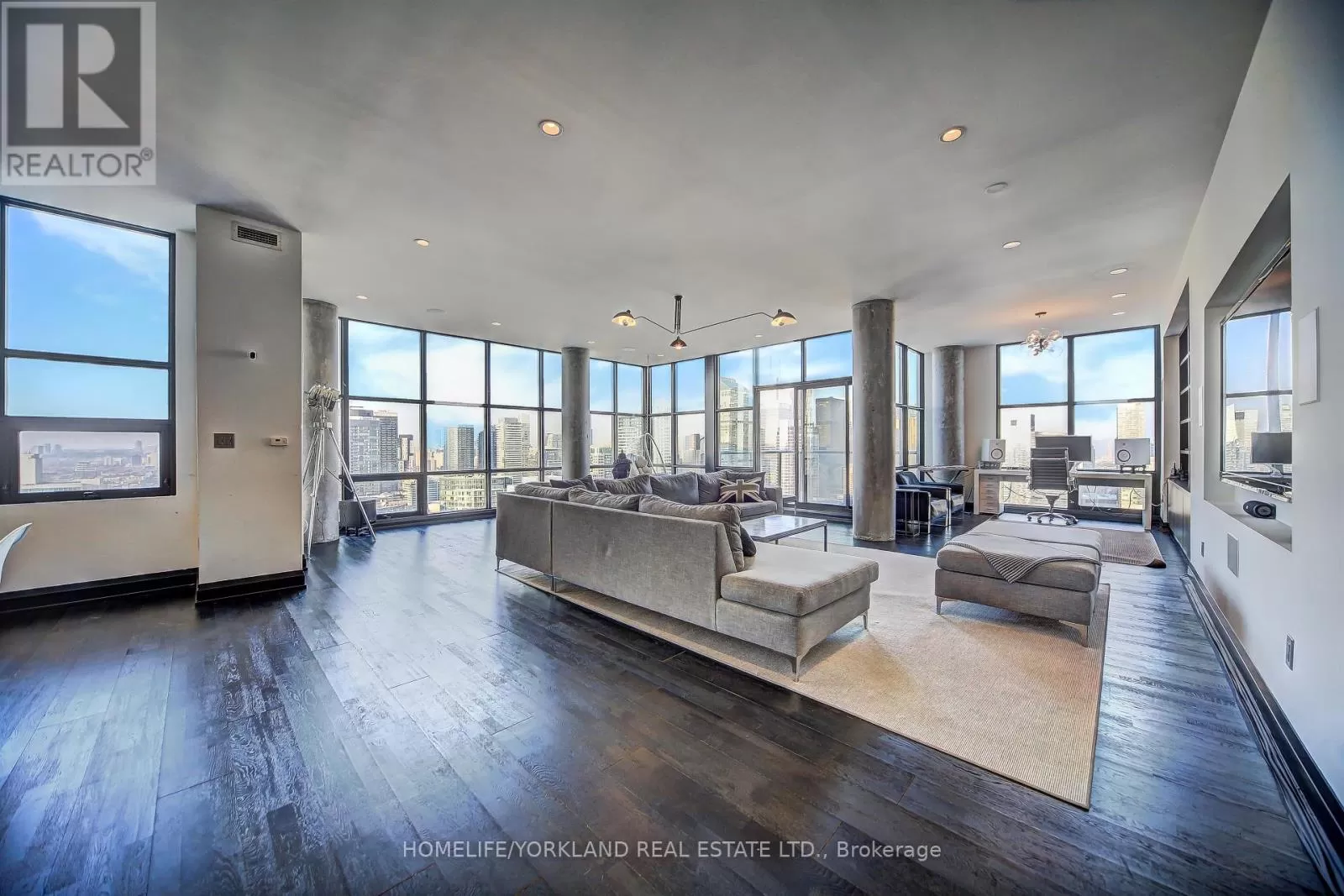 Apartment for rent: Ph02 - 10 Navy Wharf Court, Toronto, Ontario M5V 3V2