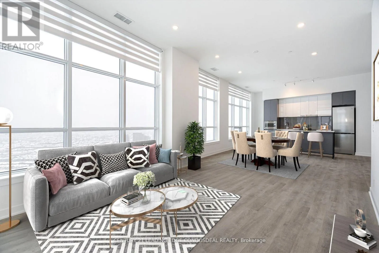 Apartment for rent: Ph03 - 30 Upper Mall Way, Vaughan, Ontario L4J 0L7